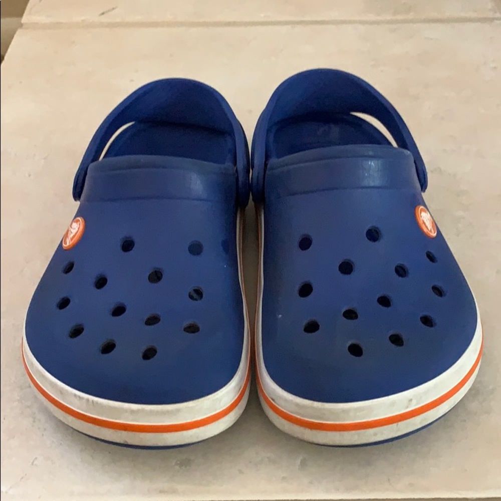 Crocs boy size J1Y